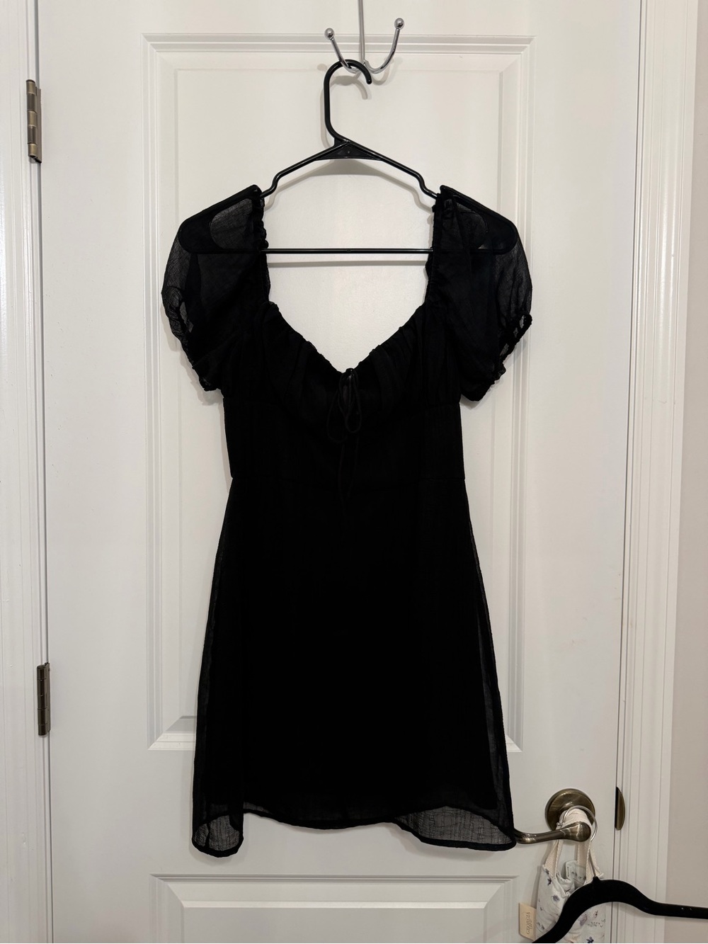 La Hearts Black Short Puff-Sleeve Mini Dress